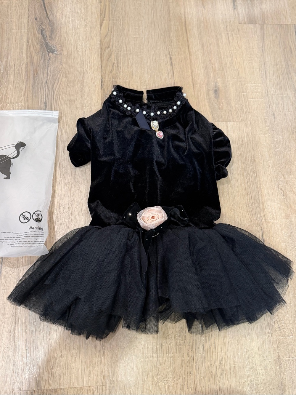 Petcircle Black Velvet Tulle Tutu Dog Dress Pearl Rhinestone Formal Pet Outfit